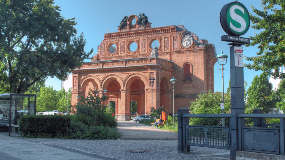 Anhalter Bahnhof
