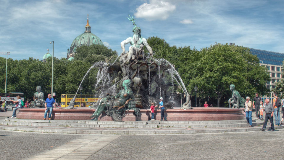 Neptunbrunnen