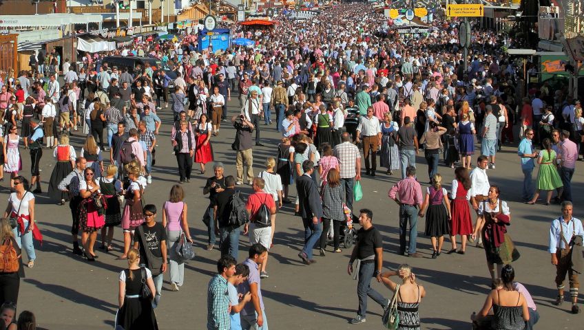 Oktoberfest Menschenmengen München
