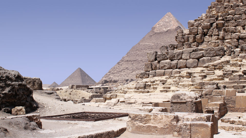 Ostfriedhof an der Cheops-Pyramide
